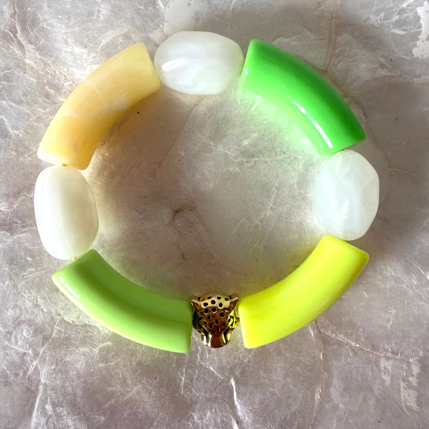 Bracelet léopard jaune fluo