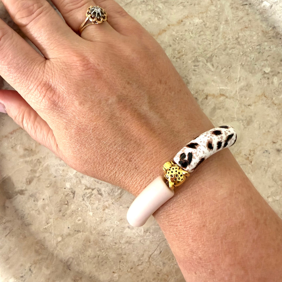 Bracelet léopard rose