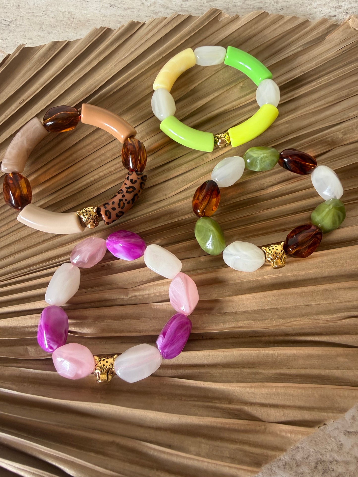 Bracelet léopard galets vert pomme
