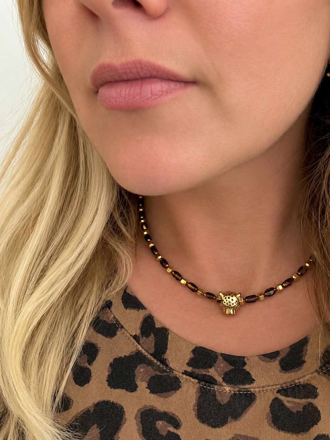 Collier Sauvage marron foncé